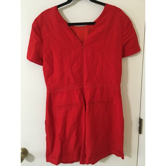 NWT Banana Republic Red Romper 8, Banded Waist Cuffed Hem Short Sleeves Pockets - Picture 3 of 6